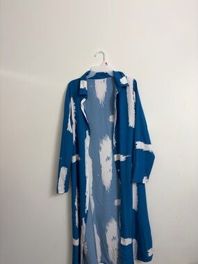 Blue & White Abstract Brushstroke Trench Coat